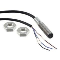 Omron E2B-S08KS02-WP-B1 2M M8 2MM PNP NO Kısa Gövde Kablolu Endüktif Sensör