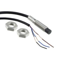 Omron E2B-S08KN04-WP-C1 2M M8 4MM NPN NO Kısa Gövde Çıkık Kafa Kablolu Endüktif Sensör
